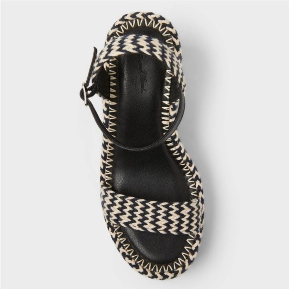 Madeline Woven Platform Sandal Heels with Memory Foam Insole - Universal Thread - Picture 3 of 8